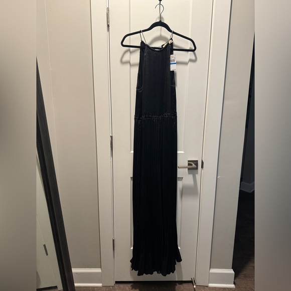 NWT Michael Kors satin halter jumpsuit - Picture 8 of 9